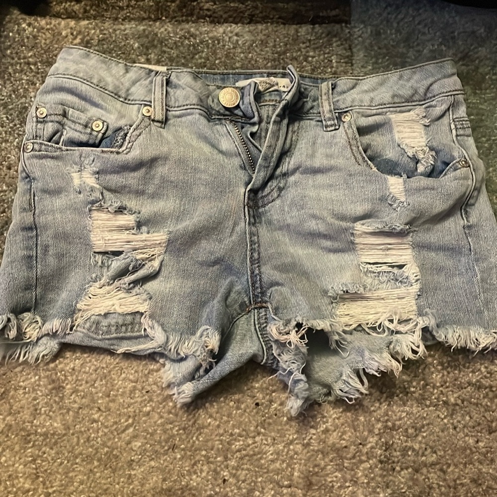 Short short Jean shorts